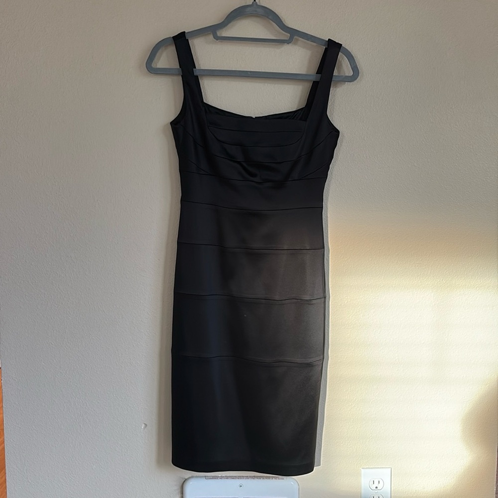Jax size 2 black cocktail dress